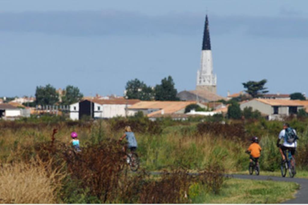 Le Clos Des Flots - La Plage La Flotte Zewnętrze zdjęcie