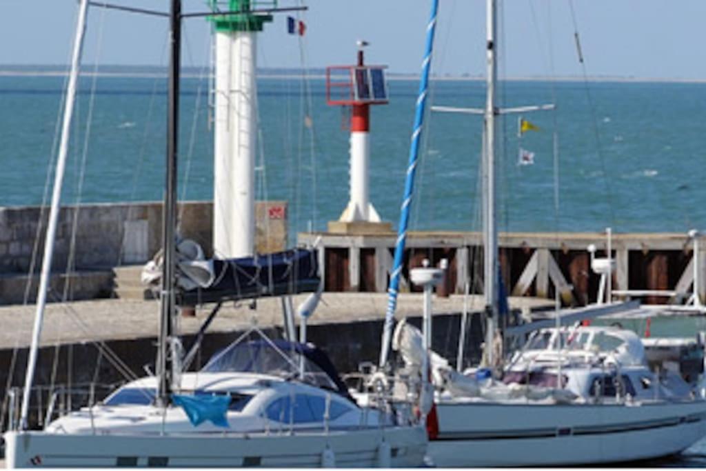 Le Clos Des Flots - La Plage La Flotte Zewnętrze zdjęcie
